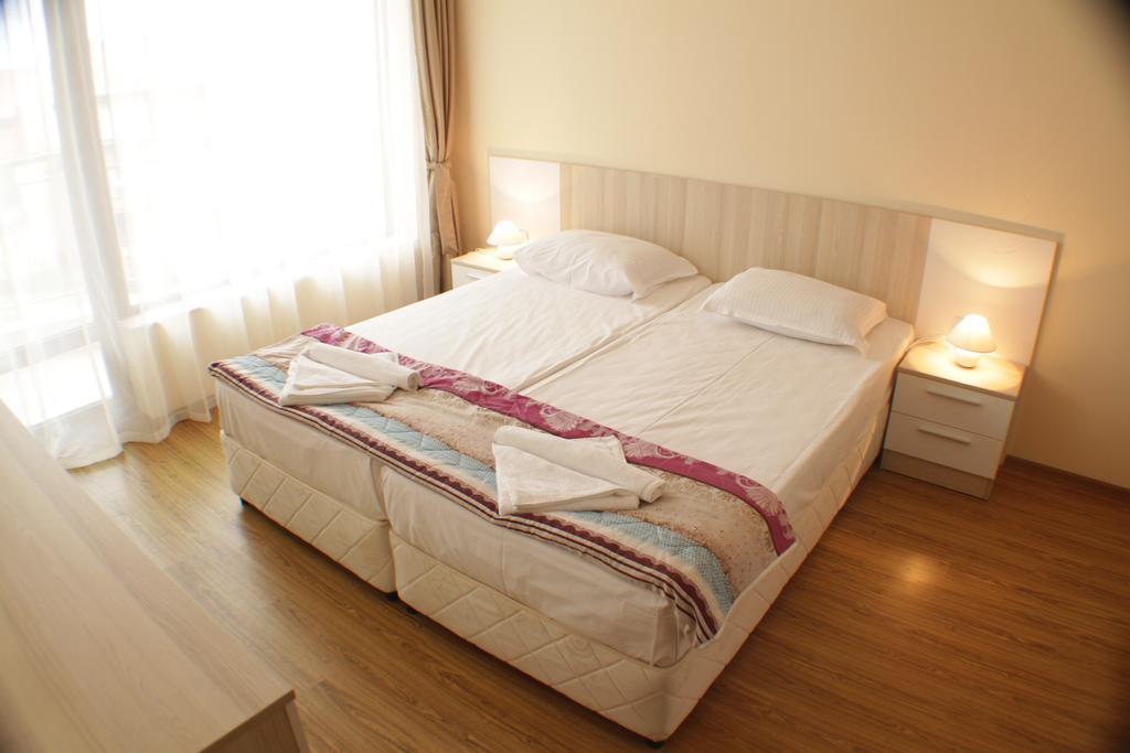 Aparthotel Aria Complex Sveti Vlas Habitación foto