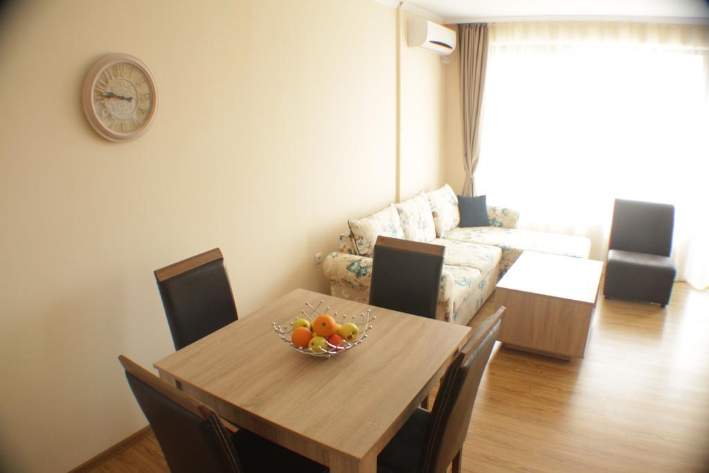 Aparthotel Aria Complex Sveti Vlas Habitación foto